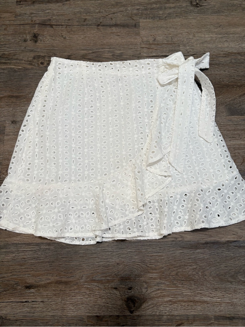 Passport White Eyelet Wrap Mini Skirt with Side Bow